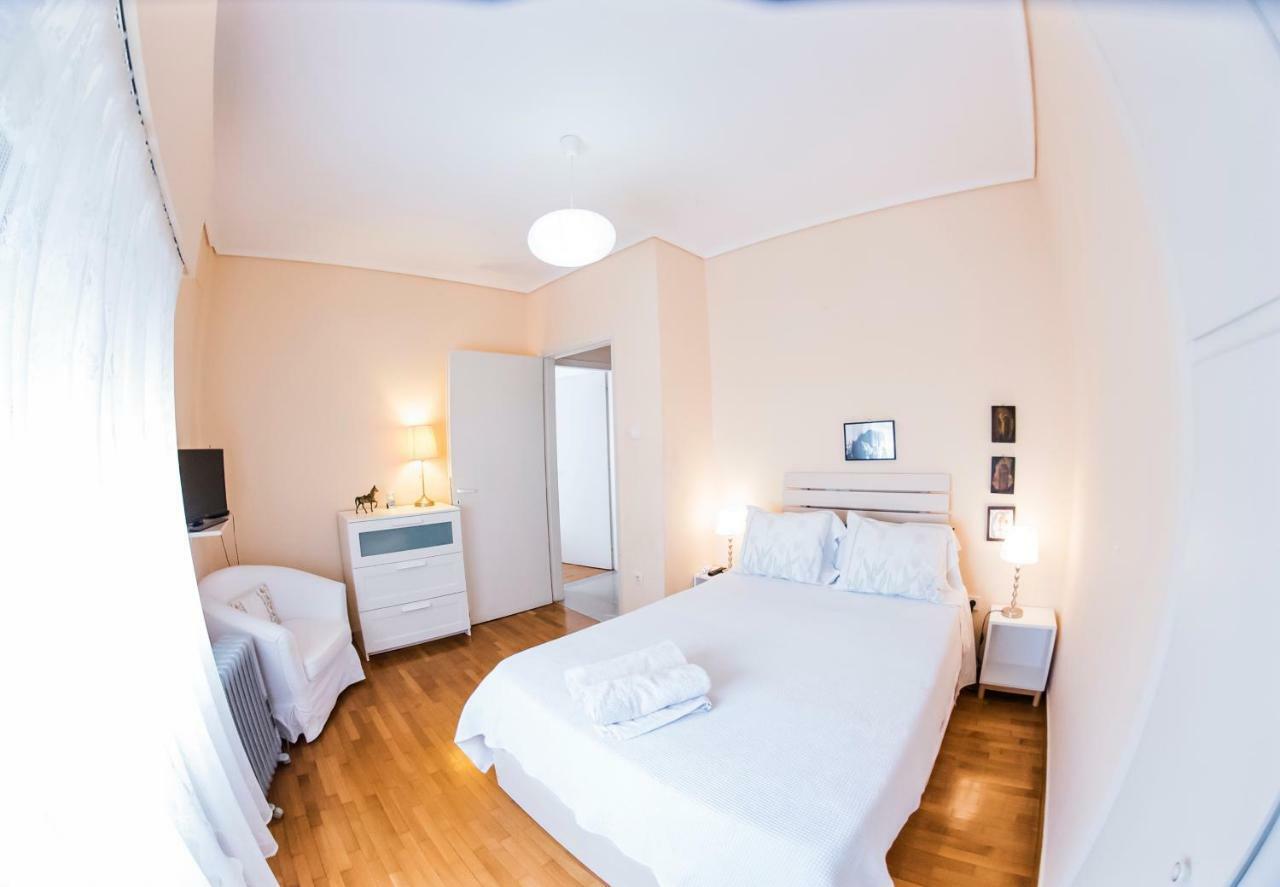 Flisvos Seafront-Marina Apartment Афины Экстерьер фото